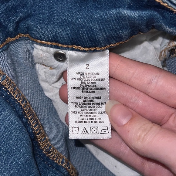 Aeropostale high rise midi jean shorts - Picture 3 of 4